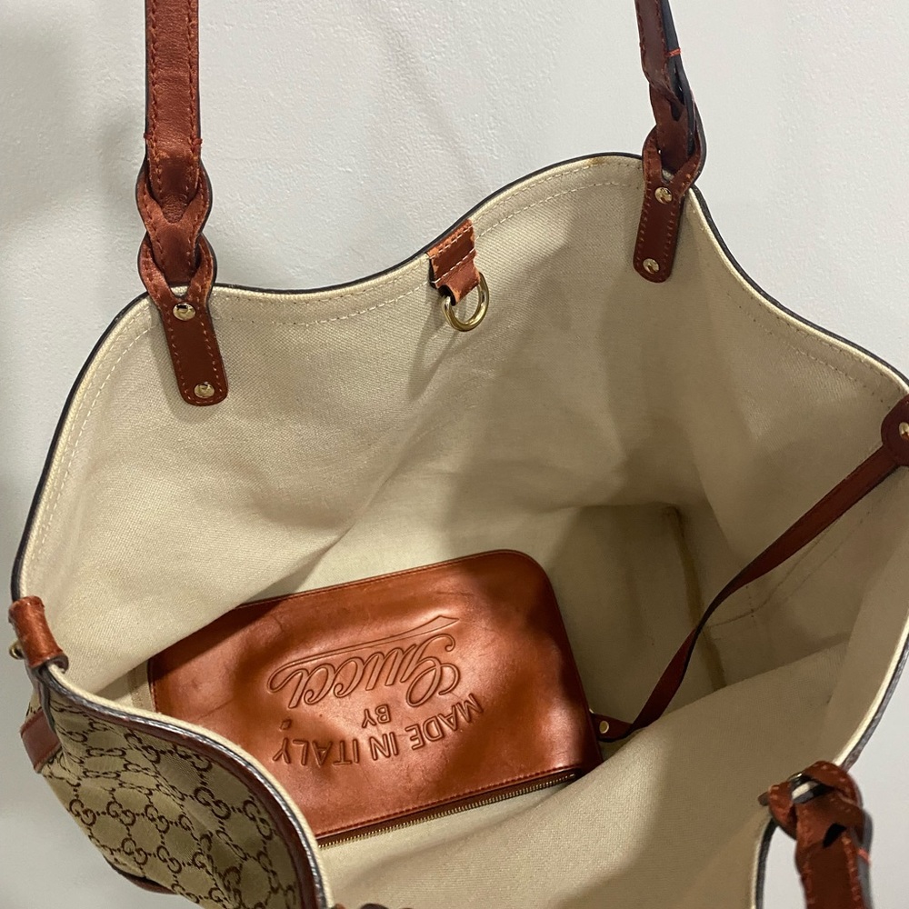 ❌SOLD❌ Gucci Tote Shoulder Bag with Pouch - Picture 8 of 8
